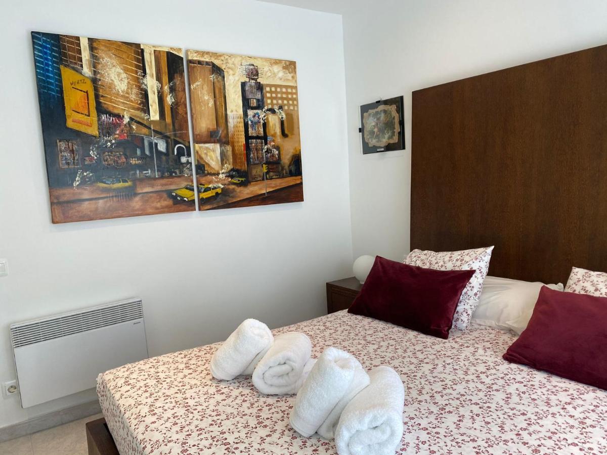 Apartamento David L'Ampolla Bagian luar foto
