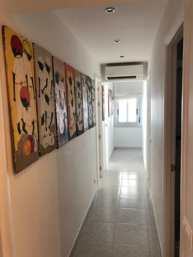Apartamento David L'Ampolla Bagian luar foto